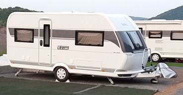 Preview: OpaEde verkauft seinen nagelneuen Wohnwagen HOBBY De Luxe 460 UFe, 5.000 EUR Preisreduzierung