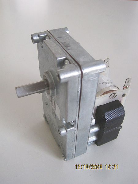 UNIVERSAL Getriebemotor 1,5 rpm Torque125
