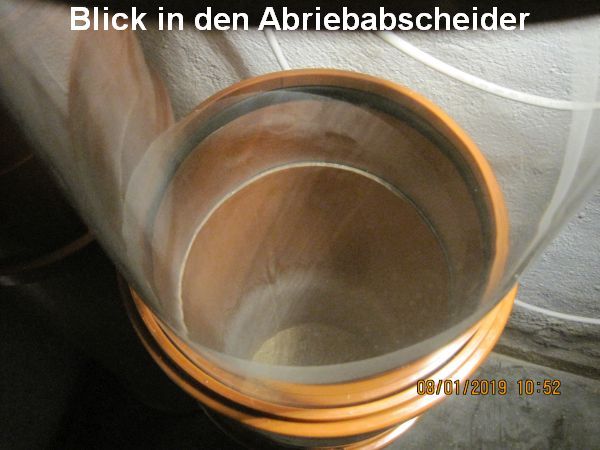 RED Compact 18 Easy Clean mit 2 automatischen Pellets-Befüllungs-Sauganlagen